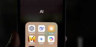 研究指美國 AI 模型涉中敏感議題時,可能出現類似中國式審查效果